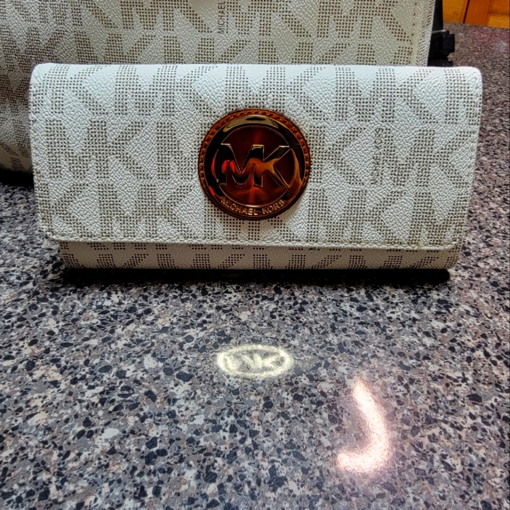 MICHAEL KORS FULTON WALLET
